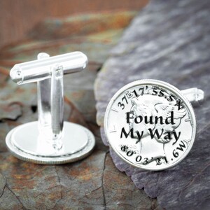 Zilveren GPS coördineert Wedding Cufflinks, Verjaardag Geschenken voor vriendje, Found My Way Gegraveerd Silver Mercury Dimes