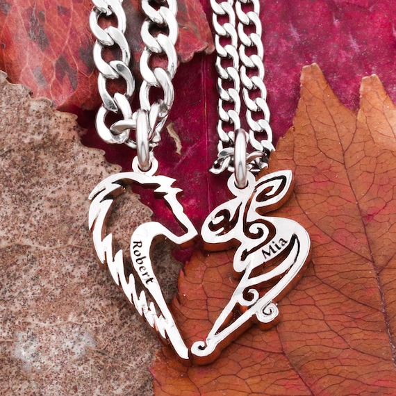 Custom wolf best sale necklace