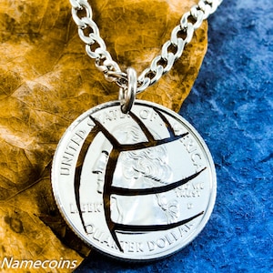 Collar de voleibol, regalo deportivo para chicos y chicas, moneda tallada a mano.