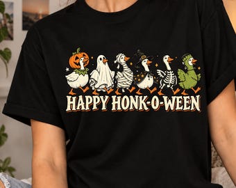 Happy Honk-O-Ween T-Shirt, Funny Halloween Goose Gift, Spooky Goose Lover Gift, Cute Witch Ghost Duck Graphic Tee
