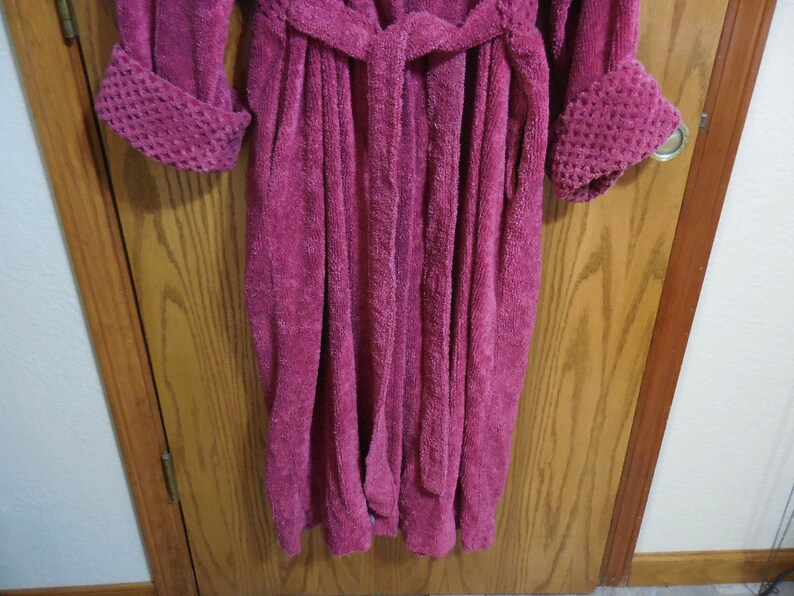 Beautiful Burgundy Red Vintage Chenille BATHROBE Free Shipping Vintage Wine BURGUNDY Heavyweight Chenille ROBE