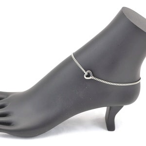Heart Anklet on Stainless Steel Chain, Slave Ankle Bracelet With Heart, Dainty Heart Silver Anklet for Women, Silver Heart Hotwife Anklet