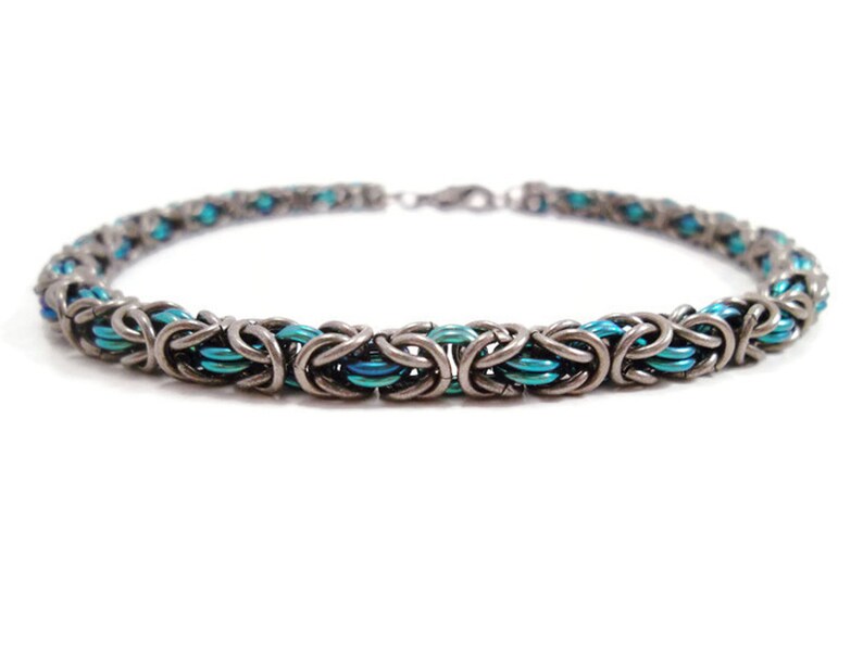 Niobium Chainmail Bracelet, Non Tarnish Bracelet, Niobium Byzantine Bracelet, Thin small bracelet, Geometric Bracelet, Minimal Bracelet image 1