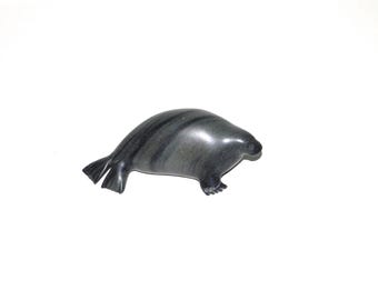 Vintage Canadian Inuit Carved Seal Soapstone Gray Black Striped Soapstone Signed Carving