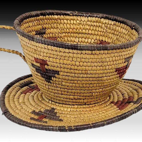 Alaska nativo Yupik esquimal cesta forma de taza de té con platillo y mango tejido a mano de hierba marina rojo púrpura diseño inuit vintage