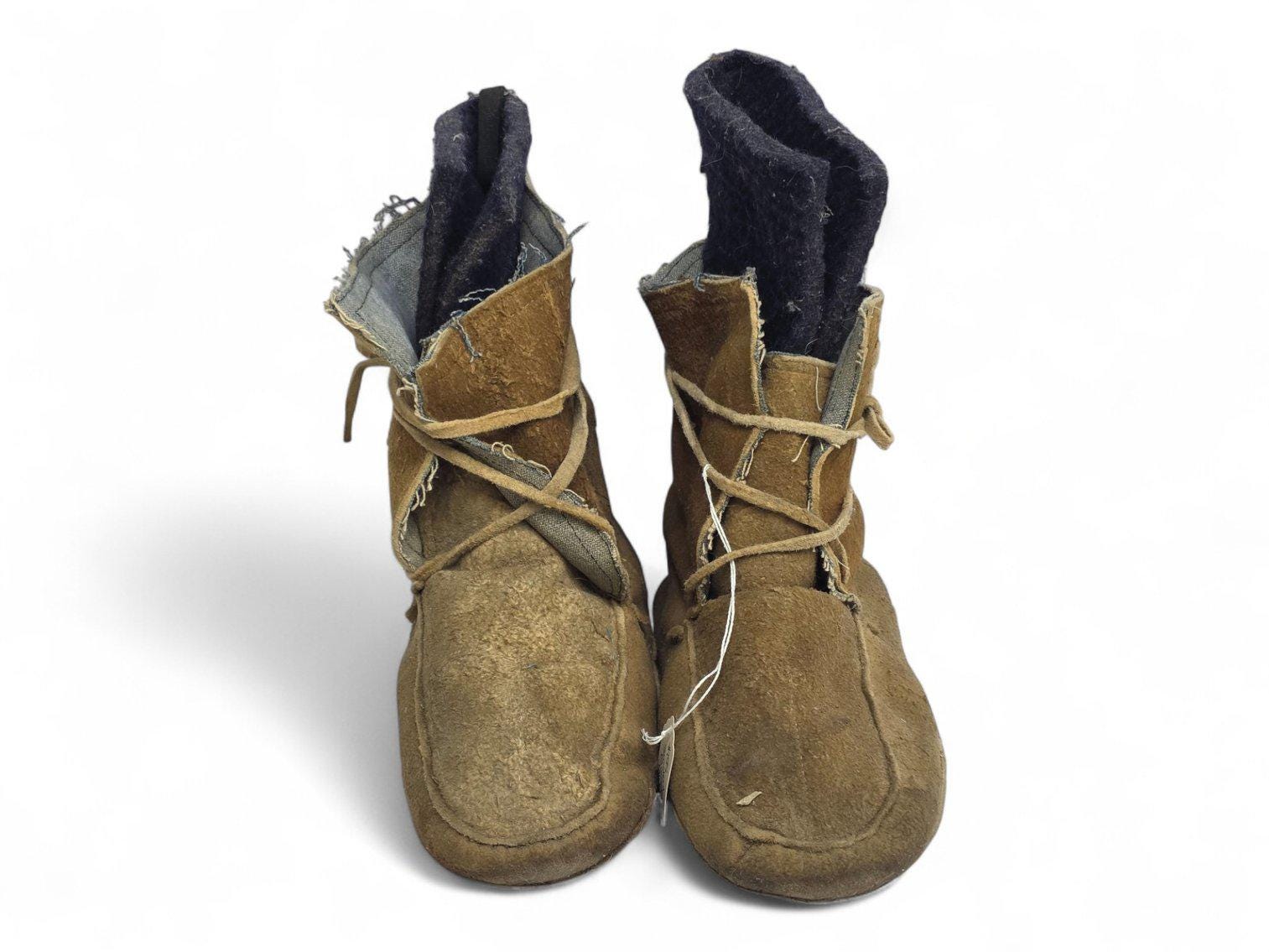 Vintage Mens Size 12 Moose Hide Mukluk Moccasin Ankle Boots Alaska