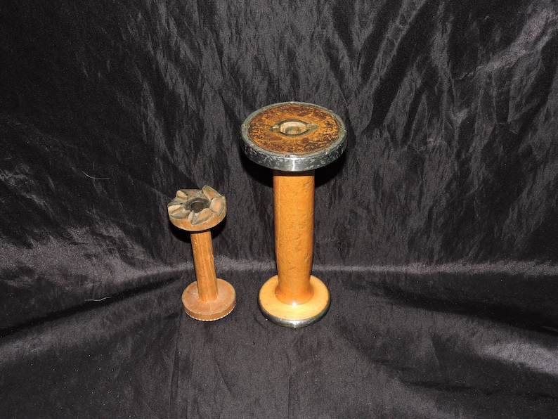 Antique Wooden Spools Lot 2 Industrial Weaving 7 in and 4 in Loom Thread Holder Home Craft Decor