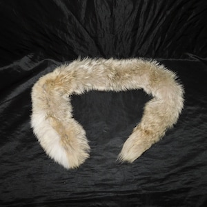 FRR Medium Natural Coyote Fur Boa Scarf with Leather Ties