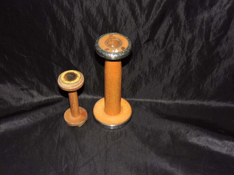 Antique Wooden Spools Lot 2 Industrial Weaving 7 in and 4 in Loom Thread Holder Home Craft Decor