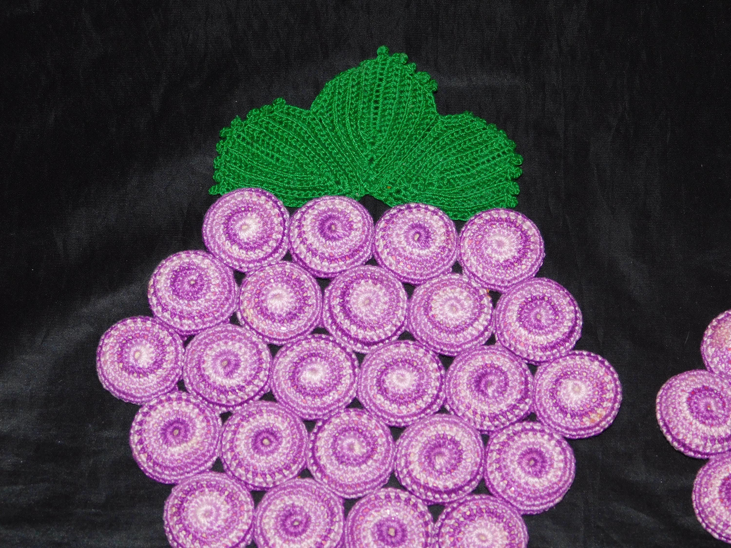 Lot Set 2 Vintage Crochet Bottlecap Grape Cluster Trivet Wall