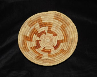 Vintage Whirling Logs of Life Native American Indian Basket Coiled Grass Beige Brown
