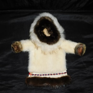 Vintage Alaska Eskimo Doll Sized Fur Parka Clothing Hand Made Kuspuk 8&quot; long Inuit Beaded White Brown Beaver Fur Beaded Trim