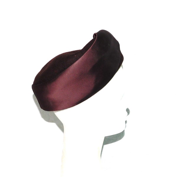 Vintage 1940s Ritz Dark Brown Wool Felt Satin Hat Day to Evening Art Deco Pillbox Style 22