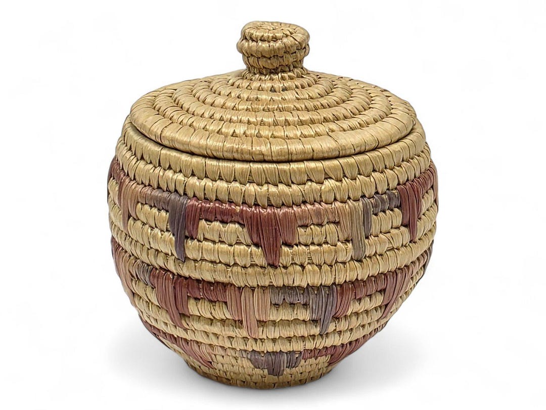 Vtg Alaska Native Eskimo Coiled Grass Knob Top Lidded Basket Pink ...