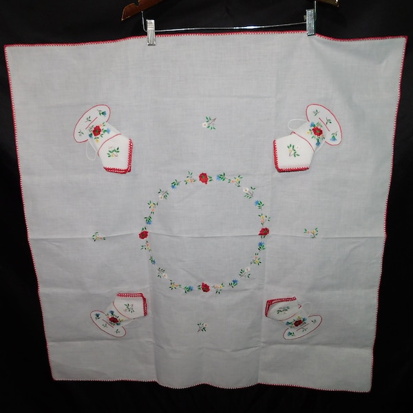 Square Card Table Cloth White Red With Coffee Tea Cup Napkin Pockets 34" Tablecloth Floral Applique