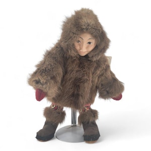 Vintage Alaska Native Eskimo Doll Beaver Fur Parka Yupik Woman Ceramic Face 14&quot; Handmade Red Cloth Kuspuk Body Inuit