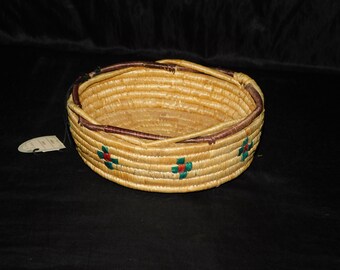 Quinhagak Alaska Yupik Eskimo Native Made Basket Matilda Evans  display picture 1