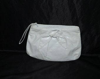 Vintage 80s Fashion Right Light Gray Clutch Purse Front Bow Wrist Strap Faux Leather