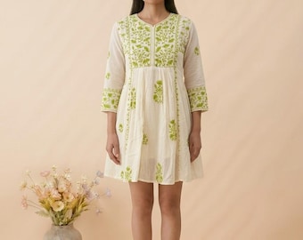 Weiß Grün Besticktes Baumwolle Mini Kleid, Boho Babydoll Tunika, Sommer Urlaubs Stil
