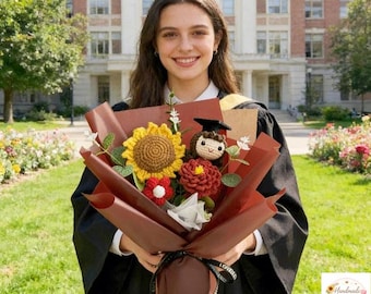 Crocheted Graduation Bouquet with Graduate Doll, Handmade Flower Gift for Graduates, Class of 2026 Gift, Eternal Flower Arrangement