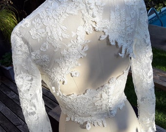 Lace Bridal Bolero, Back Keyhole design, Full length sleeves lace flower edge,