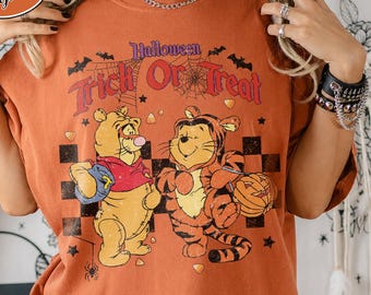 Camiseta retro de Winnie the Pooh para Halloween 2026, colores cómodos, camiseta de Disney para la temporada de Halloween "Truco o trato"