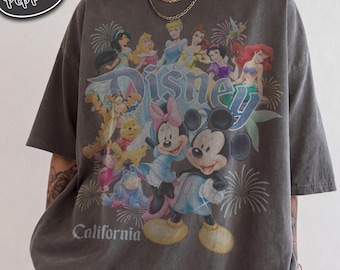 ヴィンテージ ディズニーランド カリフォルニア 2026 シャツ、ミッキー＆ミニー プリンセス コンフォートカラーズ Tシャツ、ディズニー ファミリーバケーション旅行ギフト、レトロなパーク衣装 Tシャツ