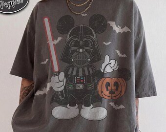 レトロなディズニー ミッキー スターウォーズ ハロウィンシャツ、コンフォートカラーズ ダースベイダー パンプキンTシャツ、ディズニーランド ファミリー お揃い スプーキーシーズン 2026 旅行