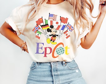 Camiseta estilo vintage de los 90 con banderas de Mickey Mouse de WDW, Comfort Colors. Camiseta retro para viajes familiares a Epcot World Tour de Disney.