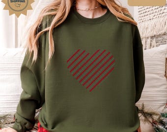 Retro Valentines Heart Sweatshirt, Cute Love Sweatshirt, Womens Valentines Hearts Sweatshirt, Teacher Valentine Sweatshirt, Mom Heart Shirt
