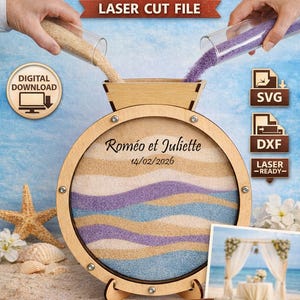 Peut inclure: Cadre de cérémonie de sable en bois avec le texte "Roméo et Juliette" et la date 14/02/2026. Le cadre est rempli de couches de sable beige, violet et bleu. L'image comprend le texte "Sand Ceremony Frame" et "Laser Cut File".