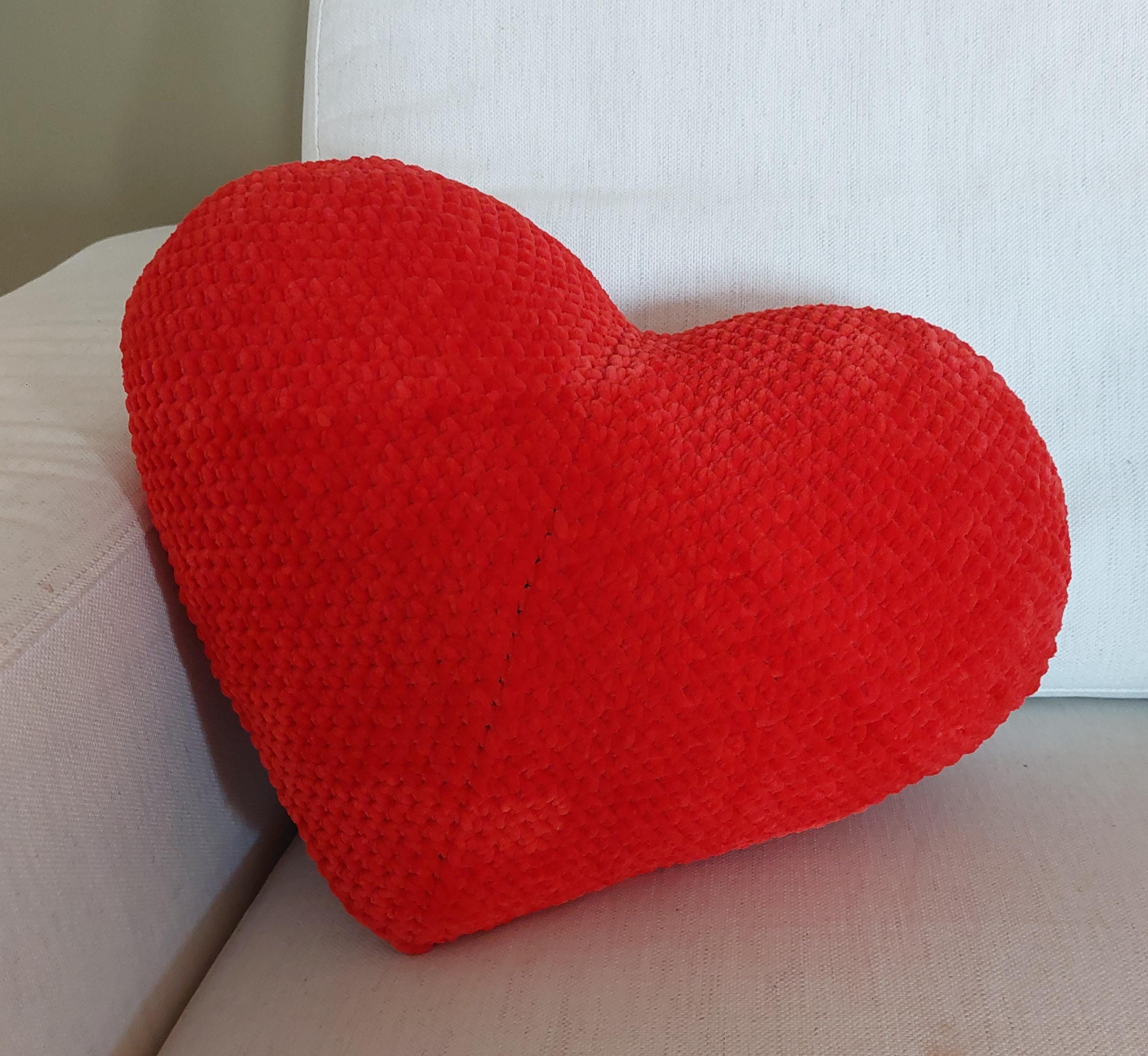 40 Heart Pillow Crochet Patterns for Cozy Home Decor and Handmade Gifts 29 Giant Heart Pillow Crochet