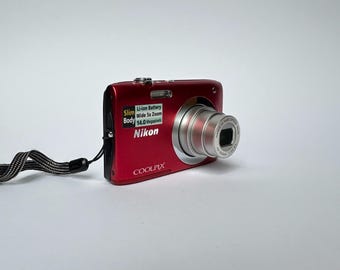 Red Digital Camera Nikon Coolpix S2600, Compact 14 MP 5× Optical
