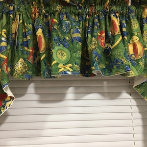 Swag/Valance Green Christmas Print Curtains