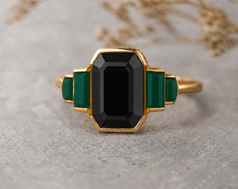 Anillo de ónix negro talla esmeralda, alianza de oro con ónix verde, anillo llamativo estilo art déco, anillo de promesa minimalista para mujer.