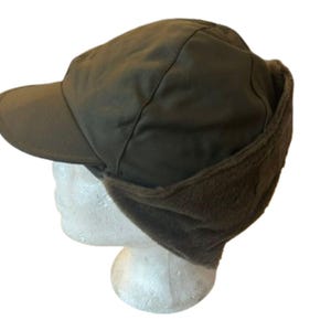 Original Swedish Army Winter Cap – olive green, visor and ear-flaps, surplus, new