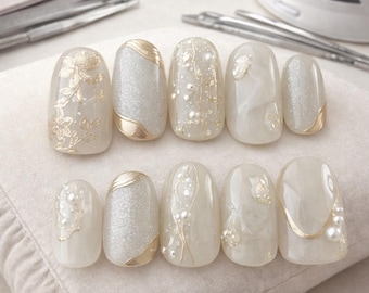 White Floral Press On Nails, Elegant 3D Flower Bridal Nails, Soft Milky White Wedding Nail Set, Minimalist Handmade Reusable Glue On Nails