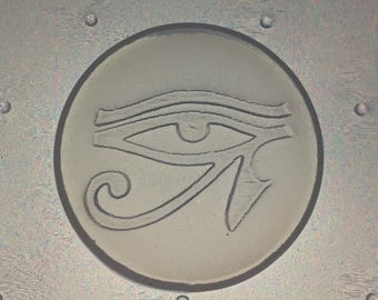 Small Eye of Horus Flexible Plastic Mold 35mm Diameter