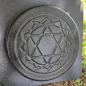 Heart Chakra Stepping Stone Mold, Plastic Mold for Concrete or Cement