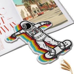 Skateboard Astronaut Patch, Sci-Fi Skater Iron On Applique, Cool Spaceman Sew On Badge for Jackets Hats Backpacks, Galaxy Gift