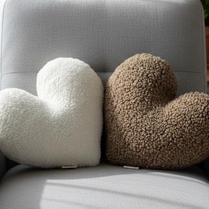 Teddy Heart Pillow, Boucle Plush Cushion, Cozy Aesthetic Decor, Romantic Gift, Nursery Sofa, Bedroom Soft Fleece Handmade Accent bild 2