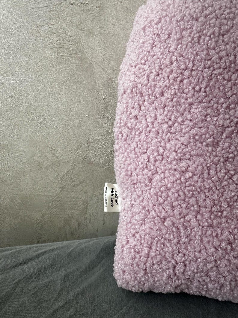 Teddy Heart Pillow, Boucle Plush Cushion, Cozy Aesthetic Decor, Romantic Gift, Nursery Sofa, Bedroom Soft Fleece Handmade Accent bild 10