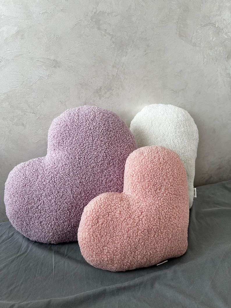 Teddy Heart Pillow, Boucle Plush Cushion, Cozy Aesthetic Decor, Romantic Gift, Nursery Sofa, Bedroom Soft Fleece Handmade Accent bild 11