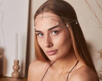 Dainty Crystal Bridal Head Chain, Minimalist Silver Forehead Chain, Boho Wedding Hair Jewelry, Ethereal Teardrop Circlet, Bridal Hair Piece