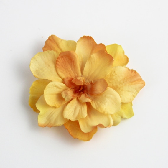 Sherbet Flower Hair Clip --- Small Hair Clip --- ONE Piece --- Pastel Light Orange Yellow Peach Color - accent hairstyles or give as gift