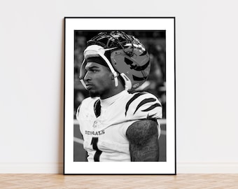 Ja'Marr Chase Poster, Cincinnati Bengals, NFL Sports Print, Game Day Decor, Football Fan Gift, Teen Room Decor,Sport Decor,Photograph Prints