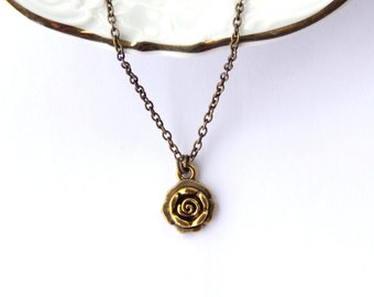 Rose Necklace, Vintage Style, Petite Rose Jewelry, Gold Rose Necklace, Minimalist Jewelry, Rose Jewelry, Gifts for Mom, Gifts Under 25