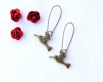 Hummingbird Earrings, Bird Jewelry, Romantic Jewelry, Vintage Style, Simple Earrings, Gifts for Women, Jewelry Under 20, Bird Watcher Gift