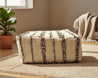 Vintage marokański puf kwadratowy, ręcznie robiony beżowy puf z wełny, dekoracja boho, rustykalna poduszka podłogowa