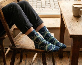 Infinity Wave Neurodiversity Crew Socks - Black/Blue Abstract Pattern